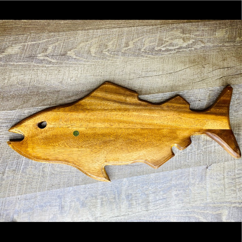 Wood Fish 19” serving dish tray board- Rustic Decor-looks hand carved - Picture 2 of 9